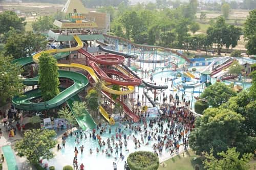 Anandi Water Park Ticket Price 2026 | Lucknow’s Biggest Water Park — Entry Fee, 32 Rides & Visitor Guide