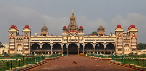 Mysore Palace Ticket Price 2026 | Amba Vilas Palace — Official Entry Fee, Light Show, Timings & Complete Visitor Guide